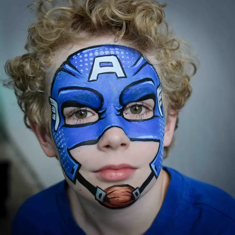 Captain America schminken für Jungen Anleitung