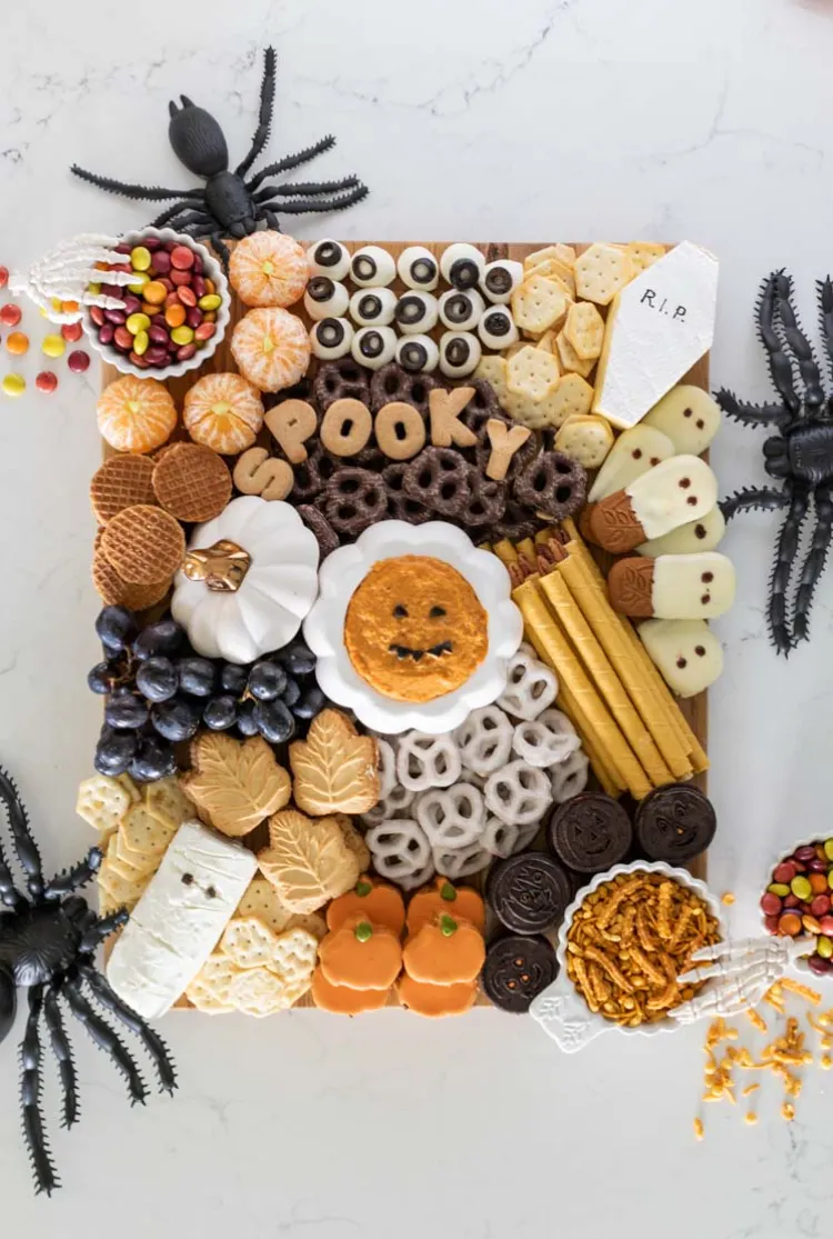 Halloween Rezepte ohne Backen Charcutterie Boards Ideen