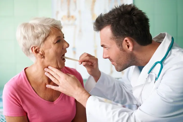 Halsschmerzen können verschiedene Ursachen haben