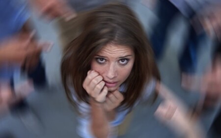 Panikattacken Symptome was kann Zittern auslösen