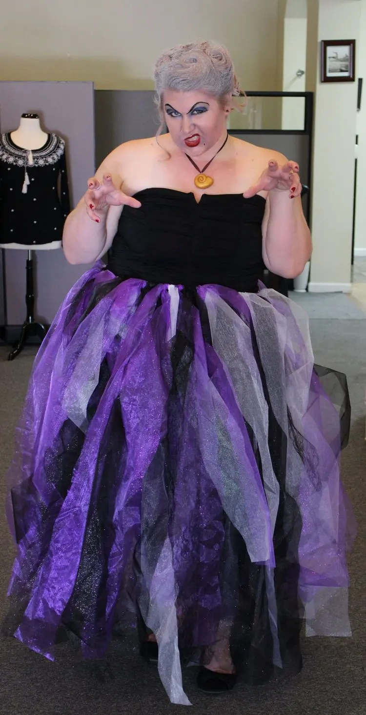 Plus Size Rock für Ursula Kostüm selber machen aus Tüll