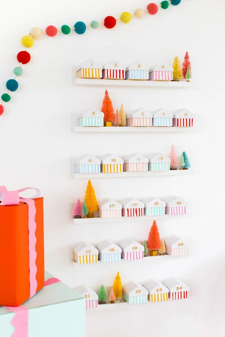 DIY Adventskalender für 3-Jährige aus kleinen Boxen Mini Häuser