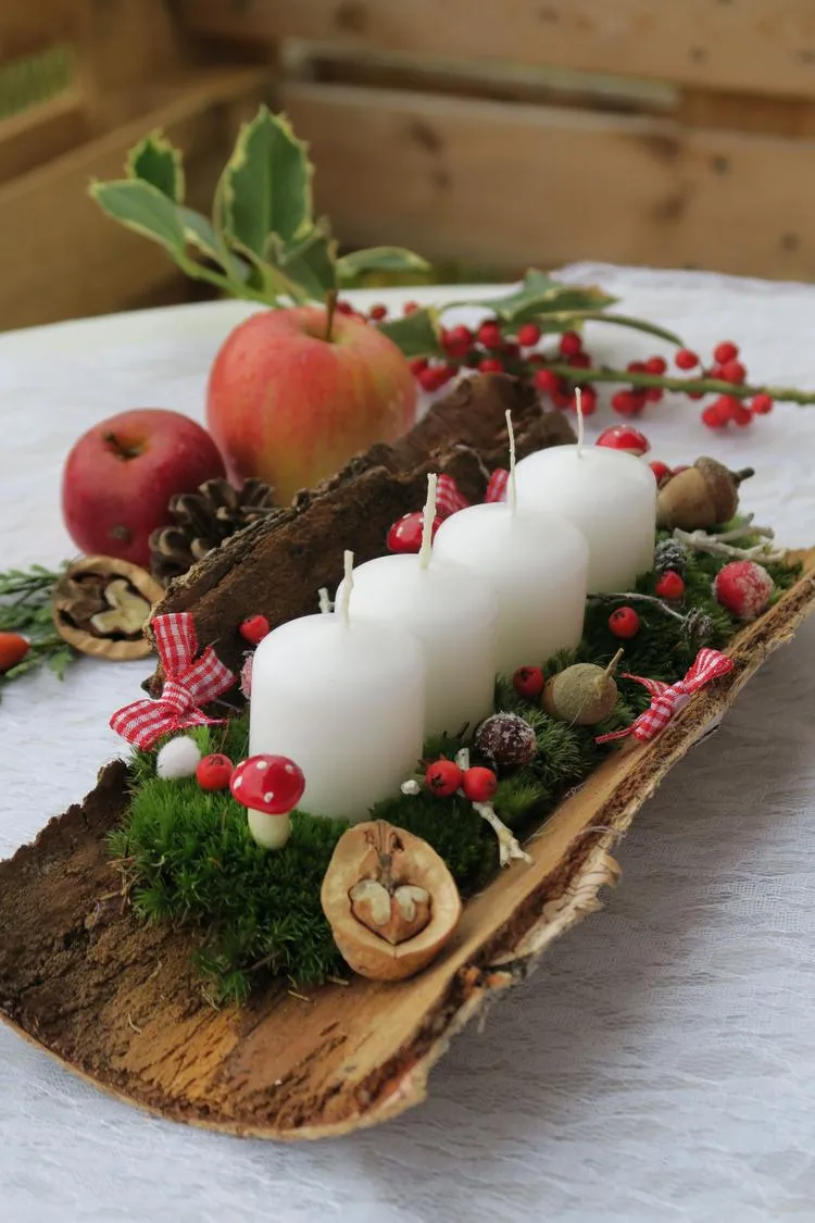 DIY Adventskranz aus Holz Baumrinde originelle Idee zum Nachmachen