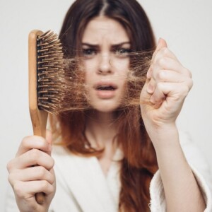 Haarbürste Reinigen Rasierschaum Tipps für saubere Bürsten