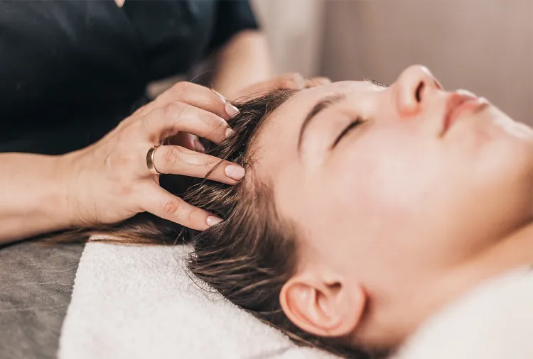 Kopfhaut Massage Haarwuchs wie wird feines Haar kräftiger