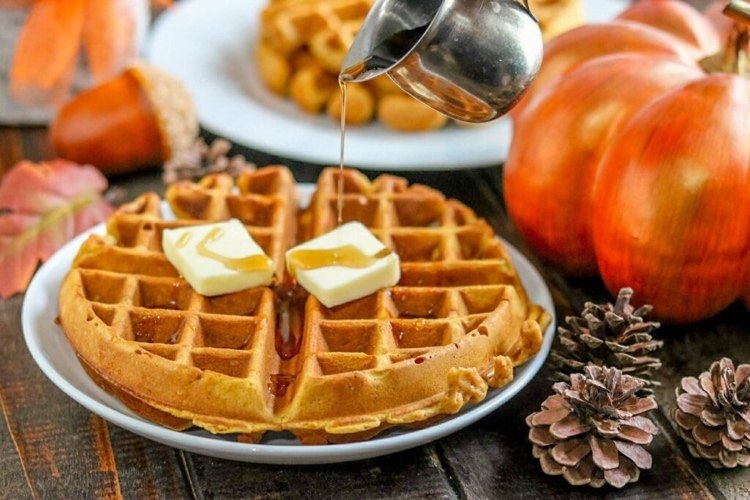 Kürbiswaffeln herzhaft zubereiten Original Rezept