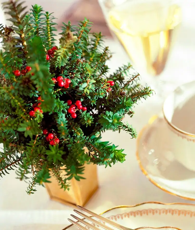 Mini Weihnachtsbaum für den festlichen Tisch selber machen