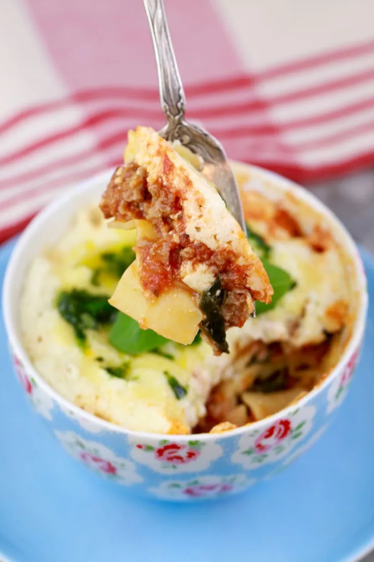 Rühreier aus der Mikrowelle Tassen Rezepte herzhaft