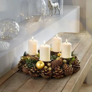 adventskranz aus tannenzapfen kiefern oder fichtenzapfen
