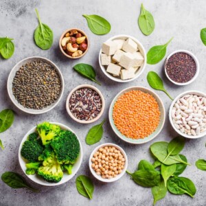naturprodukte und pflanzliche proteinquellen als fleischersatz für veganer