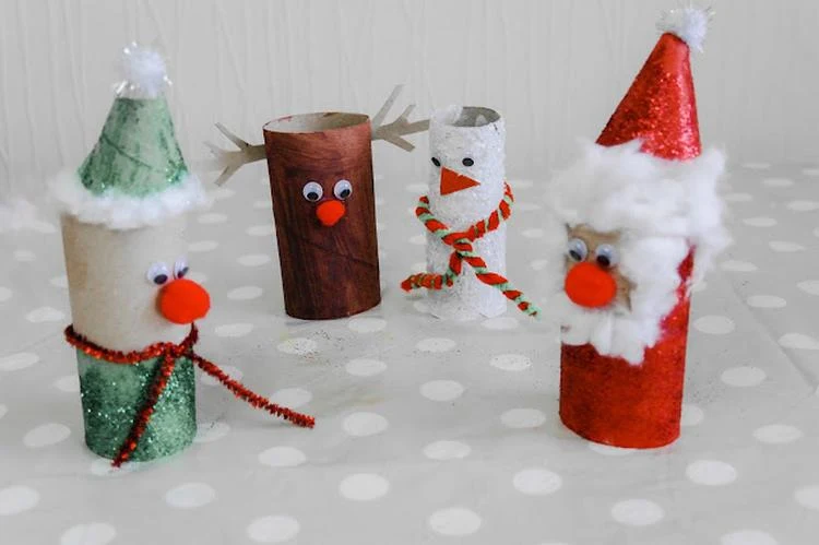 Basteln mit Klorollen zu Weihnachten Ideen für Kinder
