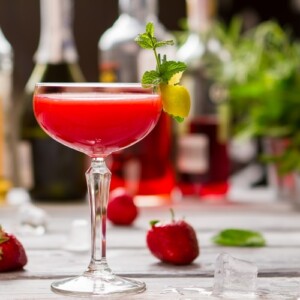 Cosmopolitan Rezept alkoholfrei rote Cocktails Weihnachten