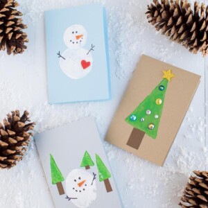 Niedliche Weihnachtskarten basteln mit 2-jährigen Kindern Schneemann Tannenbaum