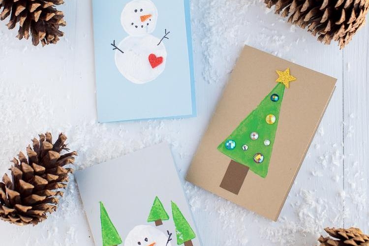 Niedliche Weihnachtskarten basteln mit 2-jährigen Kindern Schneemann Tannenbaum