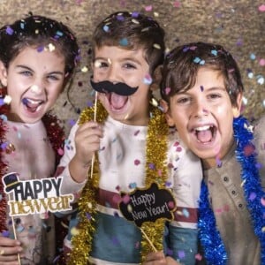 Photobooth mit Kindern zu Silvester Ideen lustig