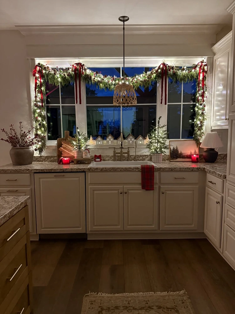 tannengirlande und leds fensterdeko für weihnachten