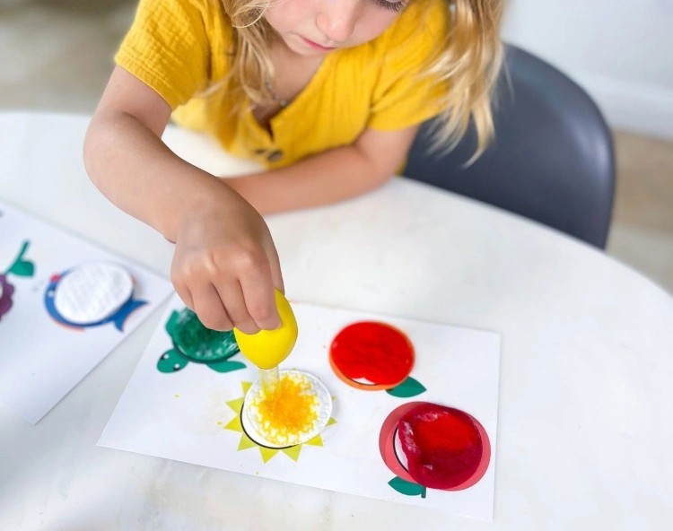 Basteln mit Wattepads 3 Jahren Kinder Farben lernen