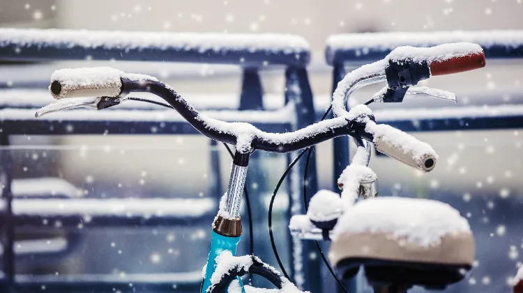 Fahrradschloss eingefroren was hilft wie eingefrorene Schlösser im Winter verhindern
