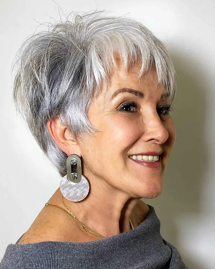 Pixie Cut für graue Haare Kurzhaarfrisuren für Frauen ab 50