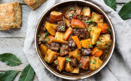 Steckrübeneintopf klassische Rezepte nach Omas zubereiten