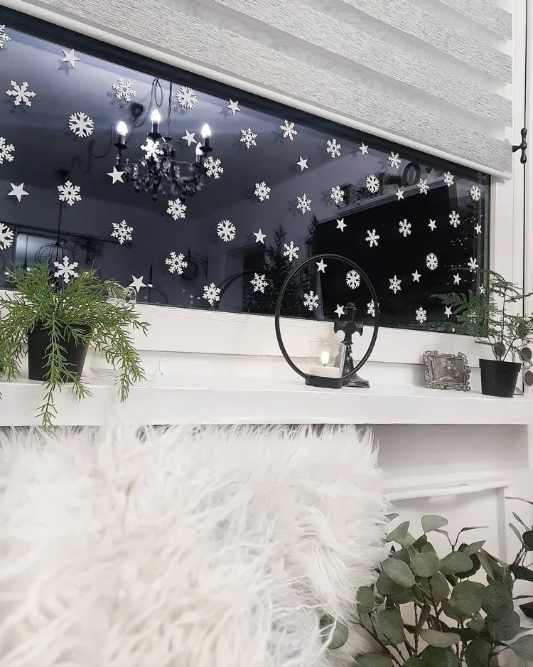 Winterdeko fürs Fenster - Papier Schneeflocken