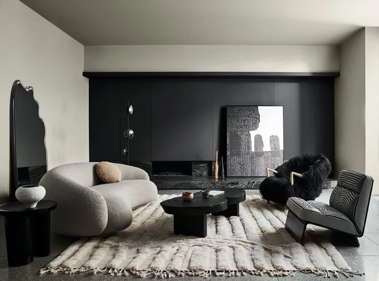 aktuelle wandfarben wohnzimmer 2022 - beige schwarz kombination