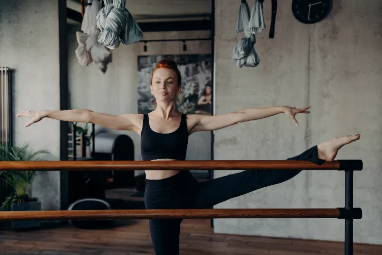 ist Barre Workout gut zum Abnehmen Ballett Training Vorteile