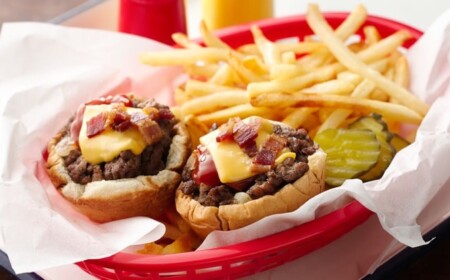 Cheeseburger Muffins