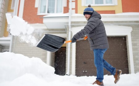 Eis schmelzen mit Hausmittel