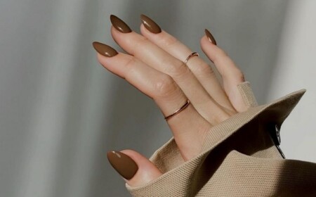 Mocha Nagellack Trend 2022