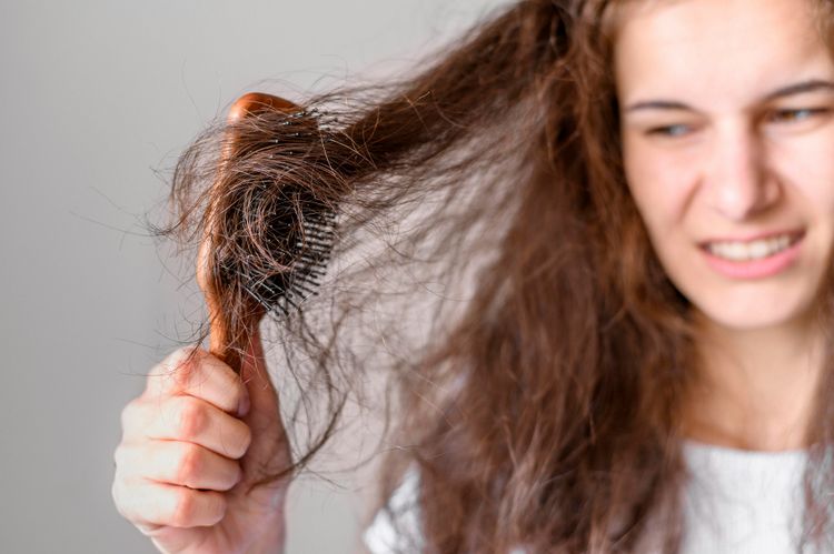 Verfilzte Haare entwirren Tipps und Tricks