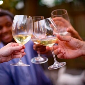 Wenn Sie Alkohol während Fastens trinken, kennen Sie die Kalorienzahl der Getränke