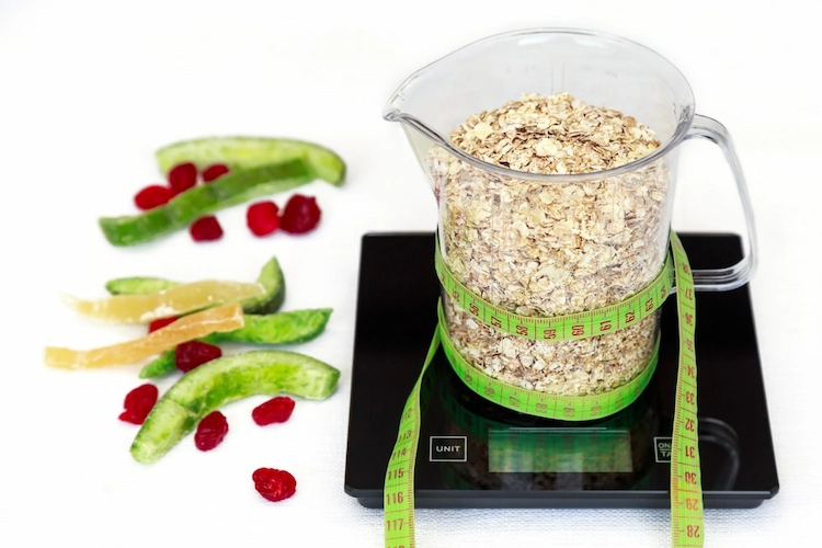 kitchen scales to help lose weight with oatmeal