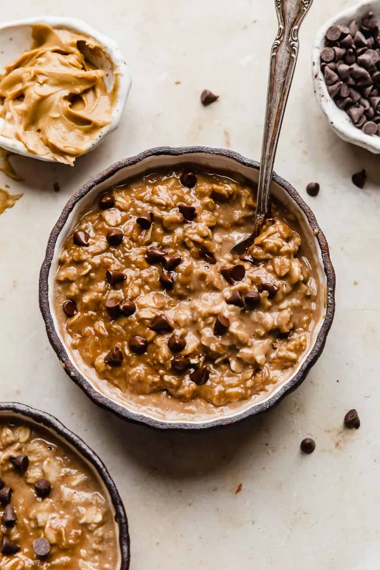 Erdnussbutter Schoko Porridge abnehmen kalorienarme Frühstücksrezepte