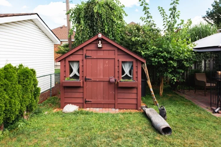 Kleines Gartenhaus mit Fenstern wofür nutzen