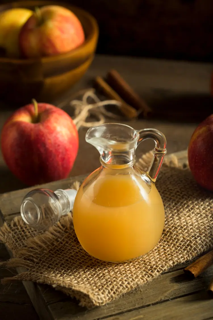 All-natural organic apple cider vinegar the gold standard of apple cider vinegar