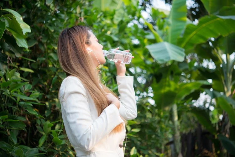 Scheinfasten genügend Wasser trinken
