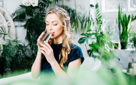 Was enthält Leitungswasser und ist Filtrieren notwendig