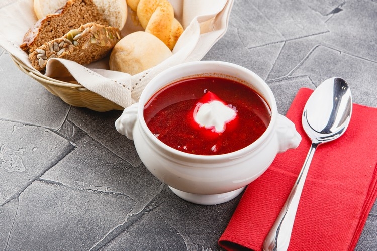 klassische Borscht Suppe Originalrezept ukrainische Rezepte Hauptgerichte