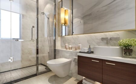 modernes Badezimmer Design mit Marmorfliesen