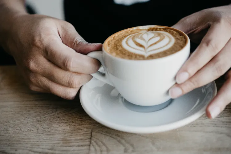 Auf Koffein verzichten Tipps Koffeinentzug Symptome
