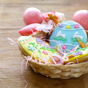 Ausstechkekse mit Zuckerguss Rezepte Osterkekse zum Ausstechen