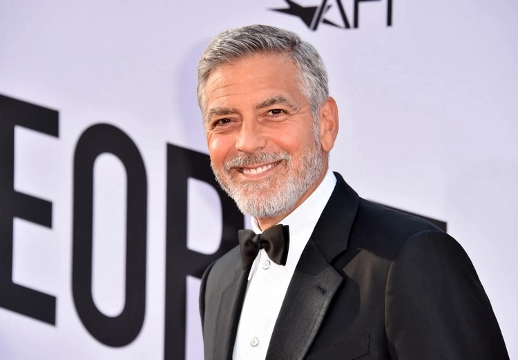 Der Silberfuchs George Clooney - Grau steht ihm gut