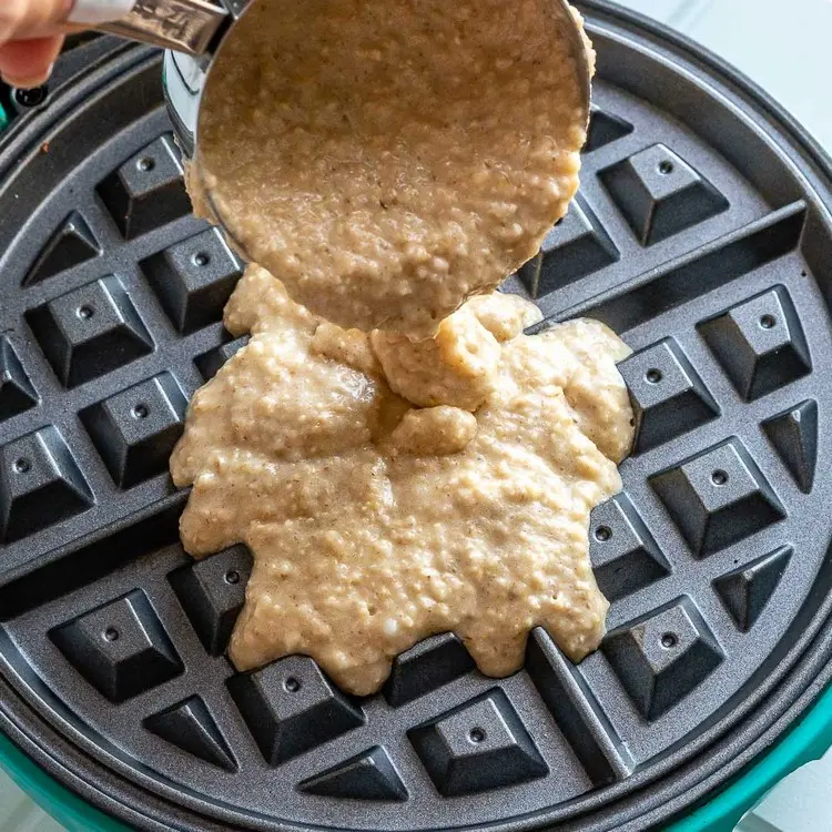 Oatmeal waffles - you can get a delicious snack with these recipes