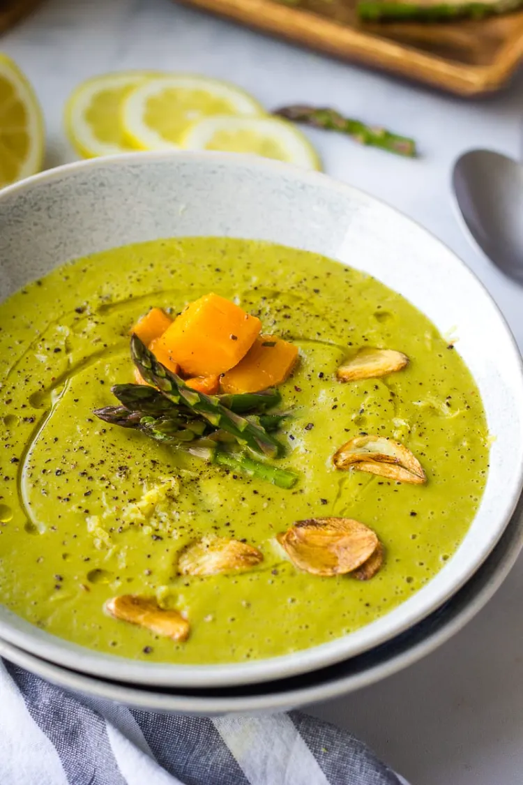 Spargelsuppe mit Spargel aus dem Glas Rezepte mit grünem Spargel