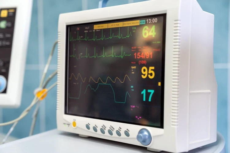 Stiller Herzinfarkt EKG Untersuchung bei Ihrem Arzt kann Klarheit verschaffen