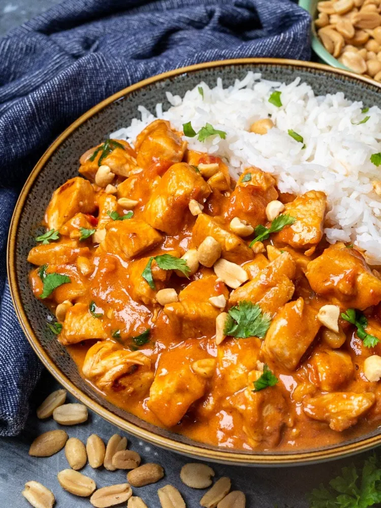 10 Minuten Rezepte Abendessen schnelles Hähnchen Curry mit Erdnussbutter