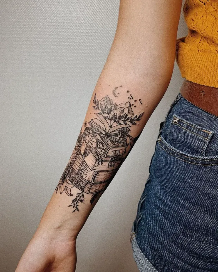Buch Tattoodesign Ideen Unterarm Tattoo Trends Frauen