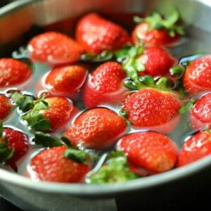 Erdbeeren haltbar machen mit Essig und anderen Mitteln
