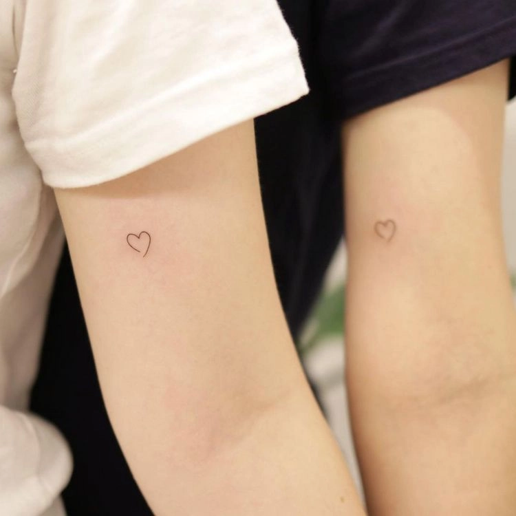 Minimalistisches Partner Tattoo - Ideen